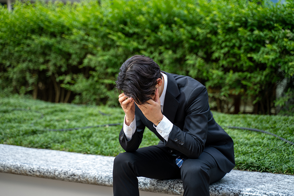 不貞　男性